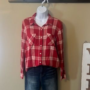Lucky brand. Women’s button-down plaid shirt. Size small. In good condition.